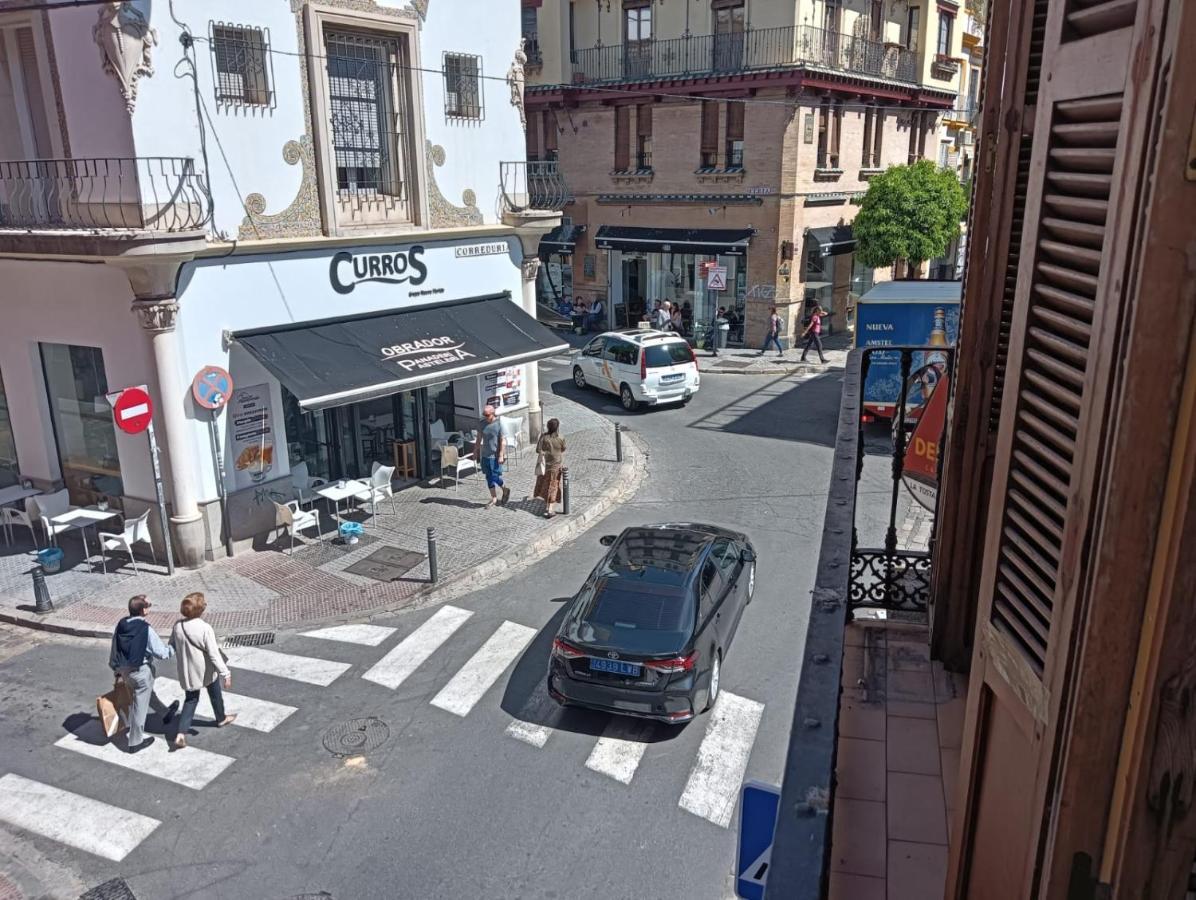 Apartamento Calle Feria Sevilla Eksteriør billede